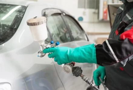 Coloriza, empresa de distribución de todo tipo de pinturas y componentes necesarios para su aplicación en automoción e industria.